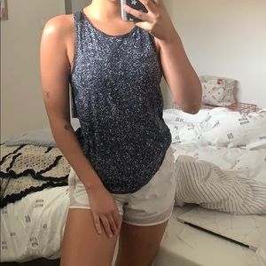 Lululemon workout top